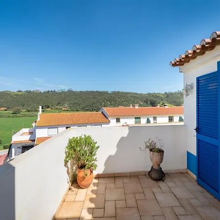 Casa De Baixo *